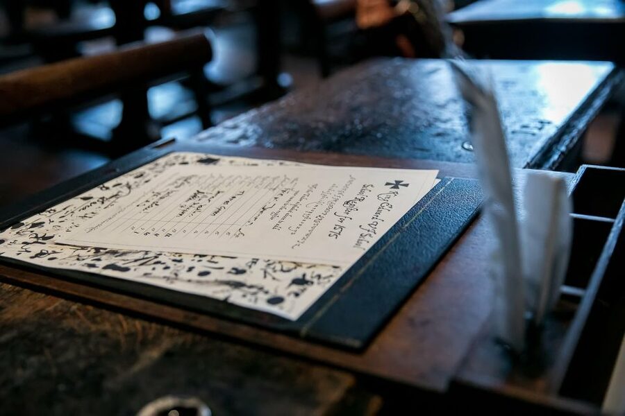 Shakespeare's Schoolroom and Guildhall Entrance Tickets - Sitting where young Shakespeare studied