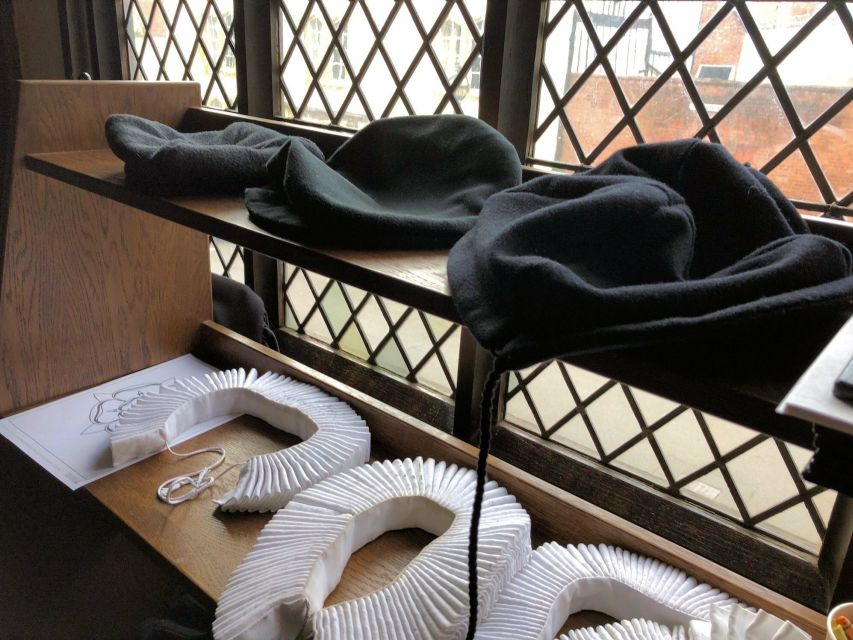 Shakespeare's Schoolroom and Guildhall Entrance Tickets - What the one-hour visit feels like