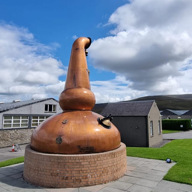Shore excursion from Invergordon - Castles, Scenery & Whisky - Salmon at the Falls of Shin