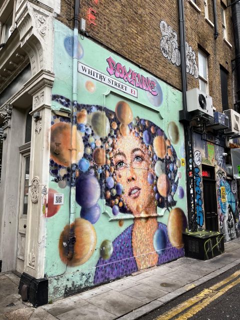 Shoreditch, East End Street Art tour best graffiti and art. - A gallery visit, vintage market, and Spitalfields finish