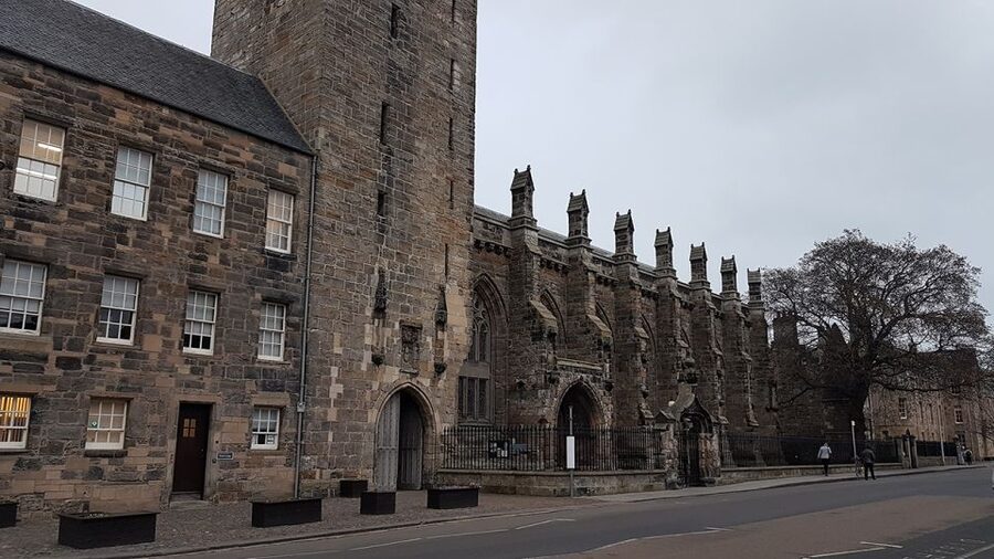 St Andrews: 90-Minute Historical Walking Tour - The unusual details that make the walk worthwhile