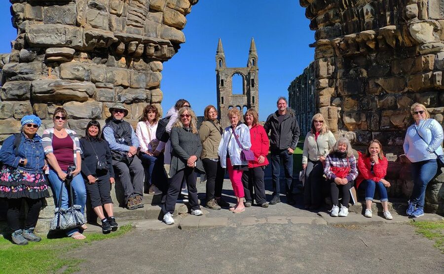 St Andrews: 90-Minute Historical Walking Tour - Church Square: finding the group before it leaves