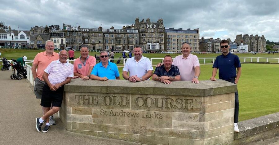 St Andrews: Golf Origins and Old Course History Tour - Seeing the Old Course from the 18th green