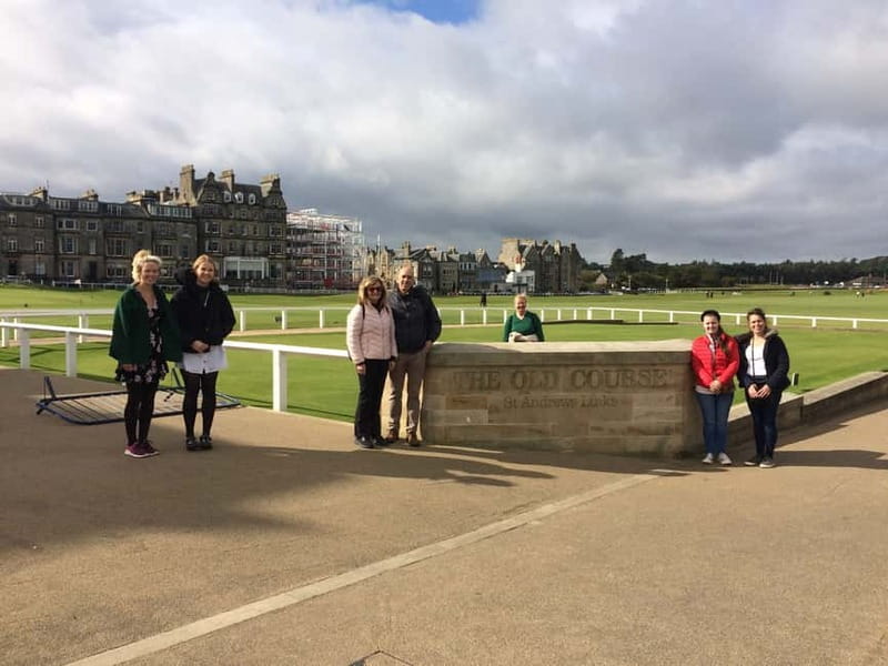 St Andrews: Top Sights Guided Walking Tour - Meeting the Old Course and the Royal & Ancient