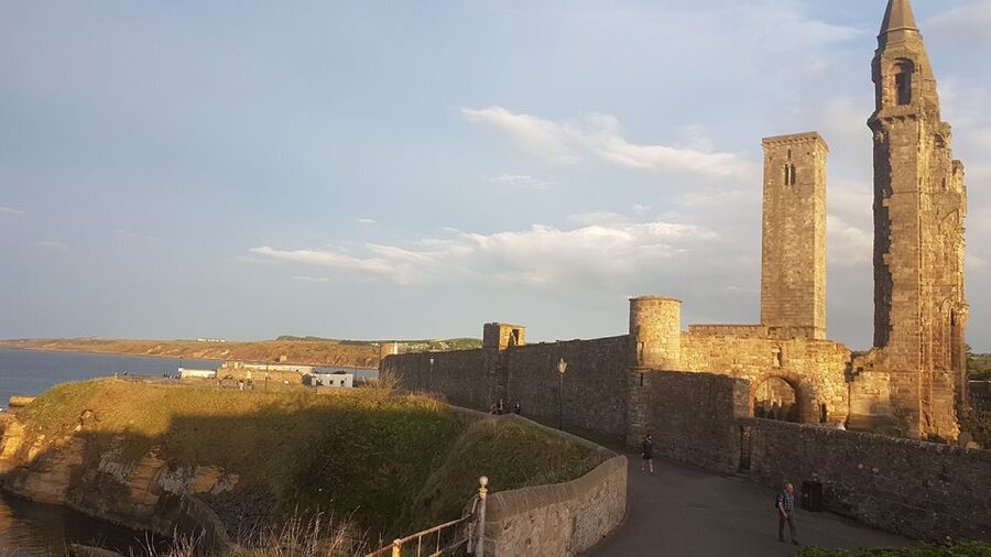 St Andrews: Town, Golf, and Old Course History Tour - The guides: Richard, Jim, and local perspective