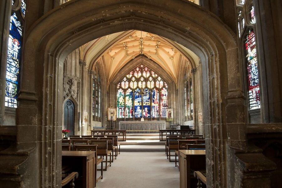 St Mary Redcliffe Church Bristol: Guided Tour - The knight nobody can identify