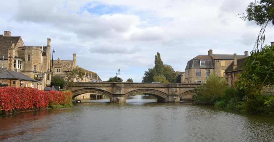 Stamford: Guided Walking Tour of Stamford - Who will enjoy this tour most