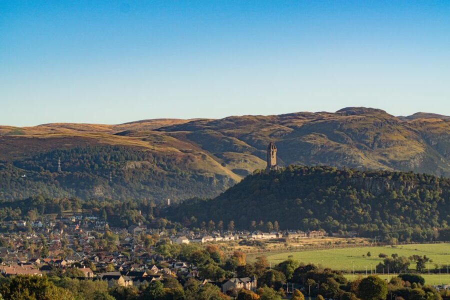 Stirling: Historical Walking Tour in Spanish - King Street, poets, and Stirling’s civic heart