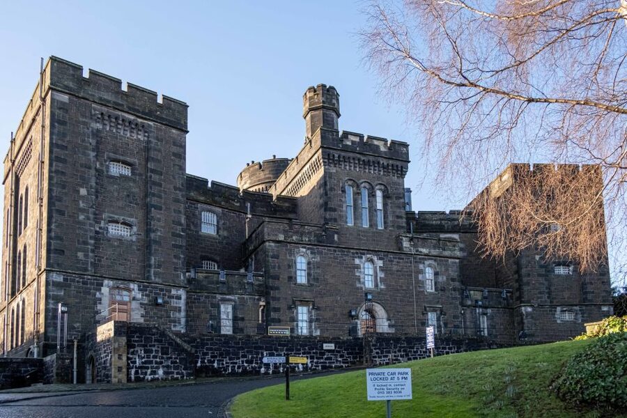 Stirling: Historical Walking Tour in Spanish - The Old Jail and Britain’s harshest prison conditions