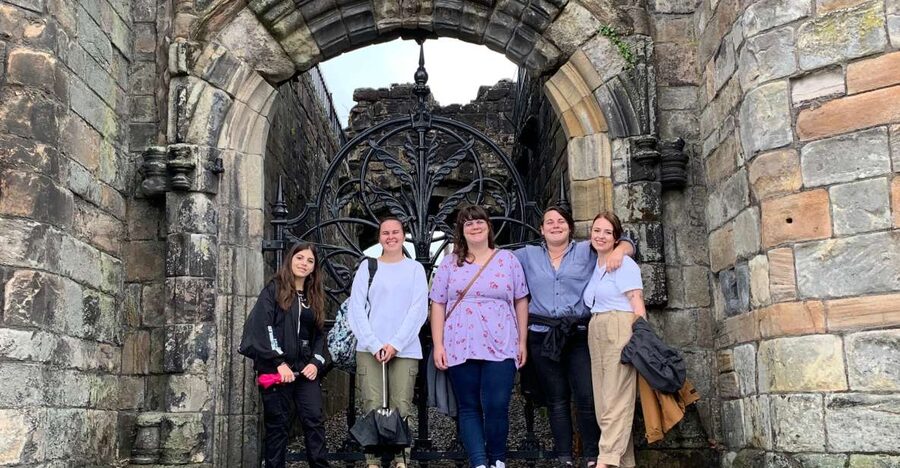 Stirling: Private Old Town & Castle Walking Tour - Holy Rude and the Cemetery View Point