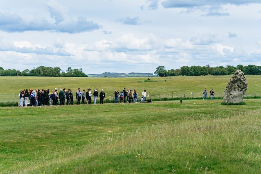 Stonehenge Admission Ticket - Taking the shuttle to the monument