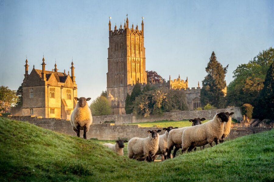 Stonehenge, Bath & Stratford Tour (1-night in The Cotsowlds) - Leaving London for Shakespeare’s Stratford