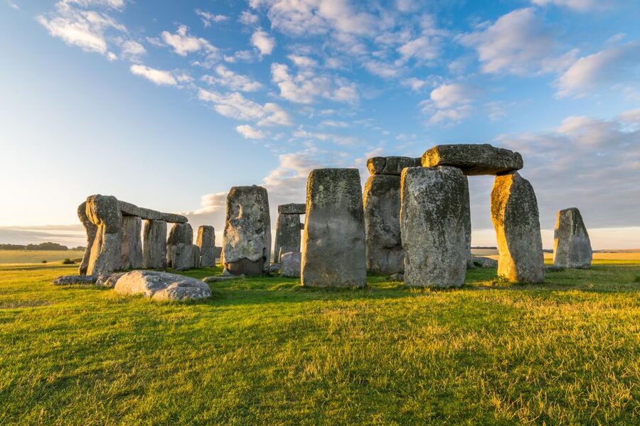 Stonehenge, Bath & Stratford Tour (1-night in The Cotsowlds) - Is the $510.51 price fair?