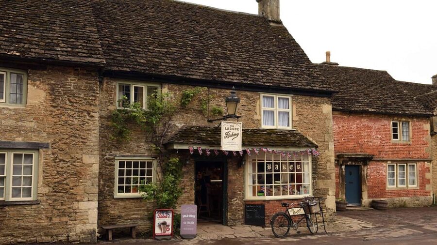 Stonehenge , Lacock , Roman Baths: Private Tour - Who should book this private day?