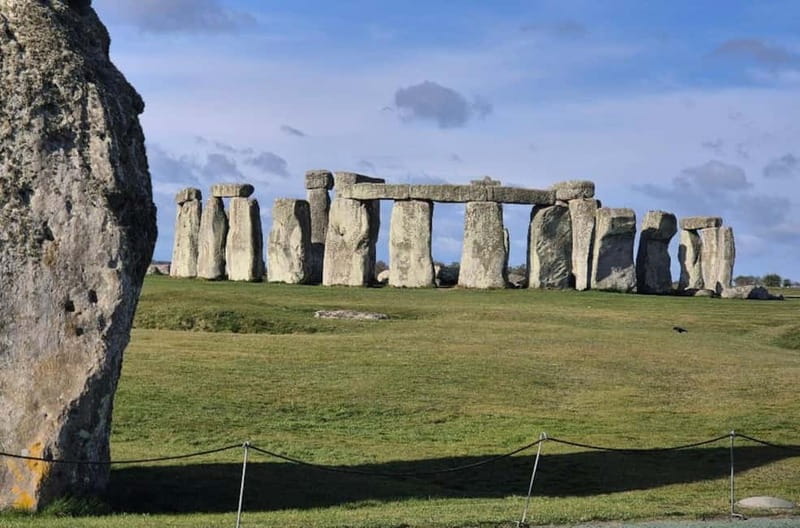 Stonehenge & Sacred Land Guided Driving Tour - Avebury and the scale of ancient Britain