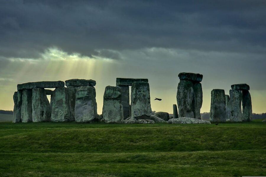 Stonehenge, Salisbury & Wiltshire Road Trip Travel Guide - Key points before you book