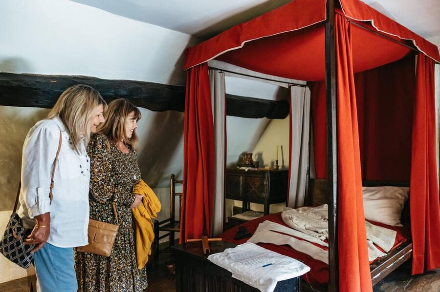 Stratford-upon-Avon: Anne Hathaway's Cottage Entry ticket - What the guides add to the experience