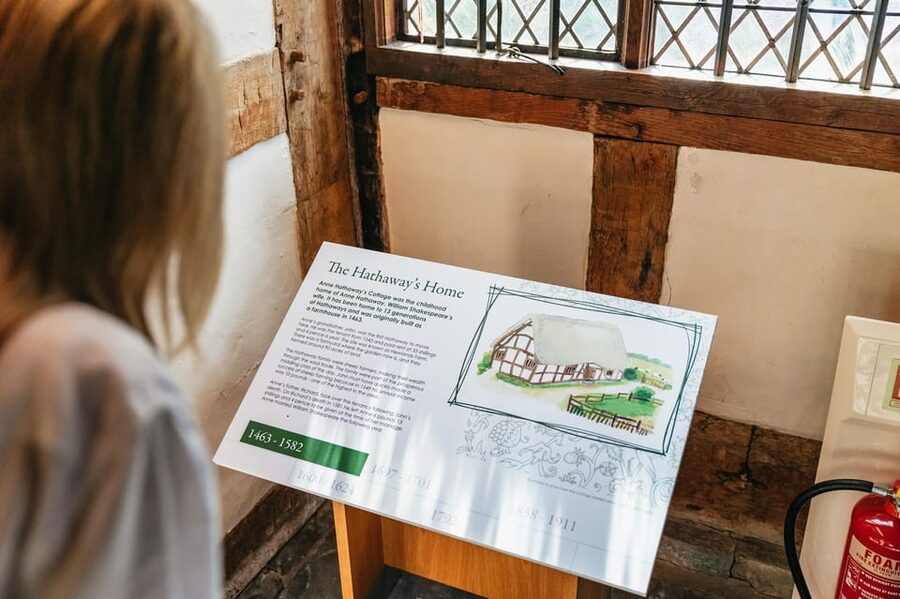 Stratford-upon-Avon: Anne Hathaway's Cottage Entry ticket - Access, bags, and practical limits