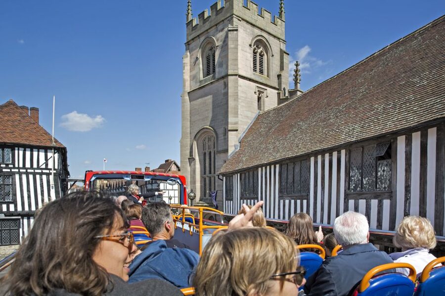 Stratford-upon-Avon:City Sightseeing Hop-On Hop-Off Bus Tour - Why the bus works well in Stratford-upon-Avon