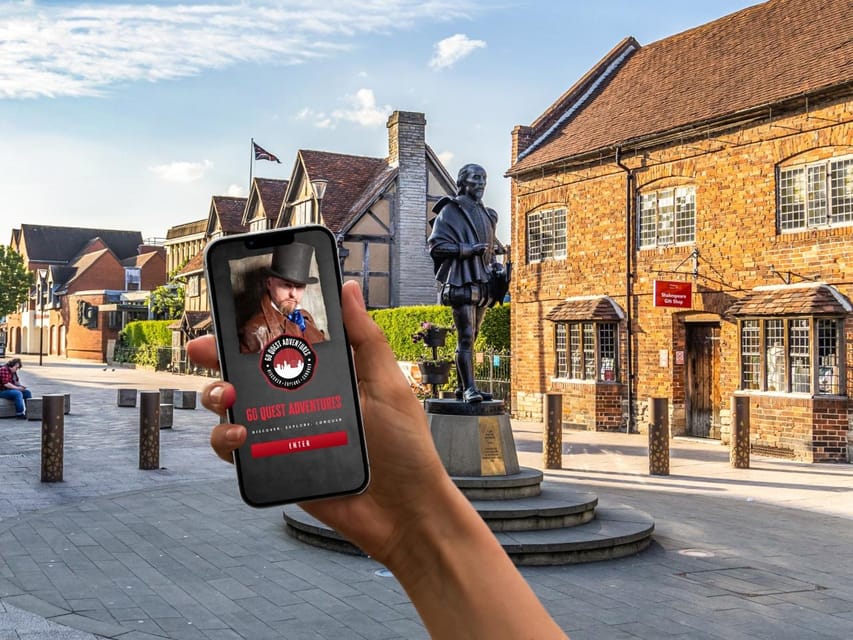 Stratford-upon-Avon: City Walking Tour & Exploration Game - Following Shakespeare through Stratford’s streets