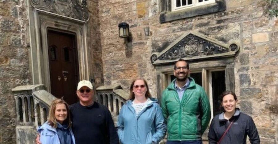 Stratford-Upon-Avon: Private Walking Tour with Local Guide - Holy Trinity Church and Shakespeare’s final resting place