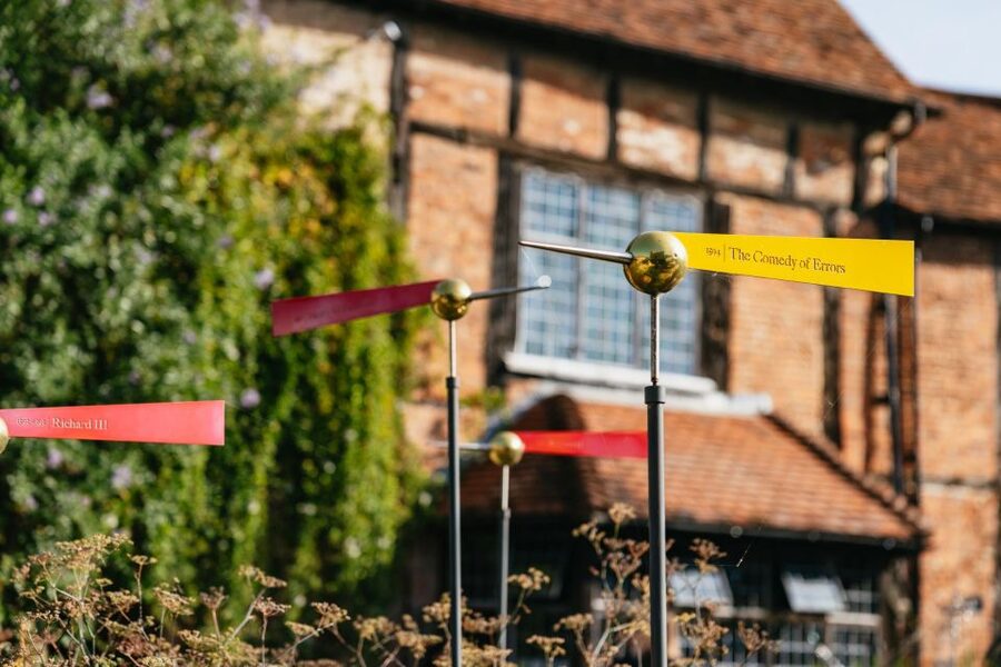 Stratford-upon-Avon: Shakespeare's Birthplace Ticket - Beyond Words puts the playwright in context