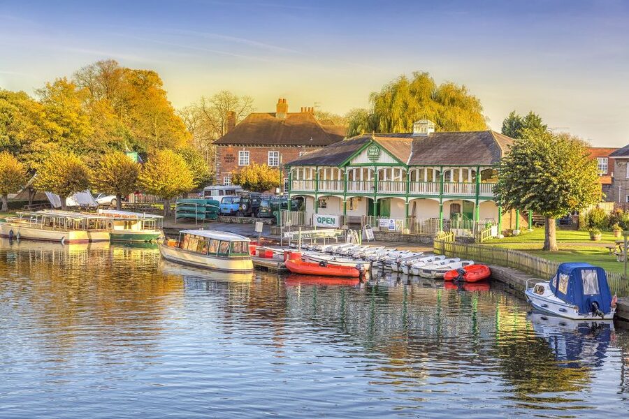 Stratford-Upon-Avon: The Famous Walk Talk Show - Market Cross and Stratford’s early town life