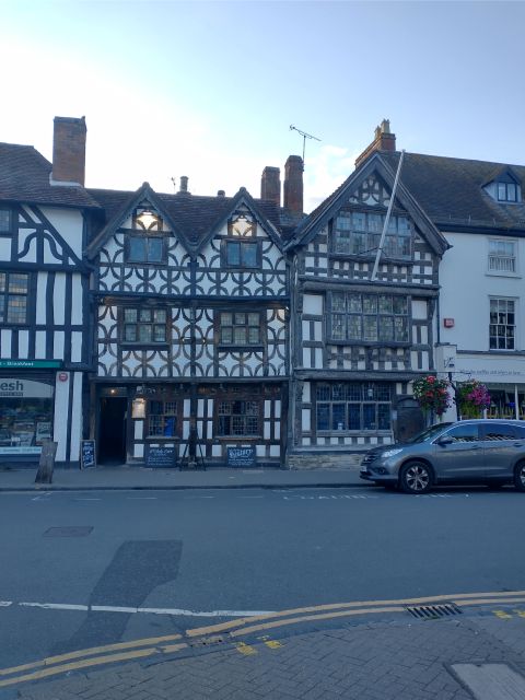 Stratford-Upon-Avon: The Famous Walk Talk Show - Shakespeare’s Schoolroom and KES
