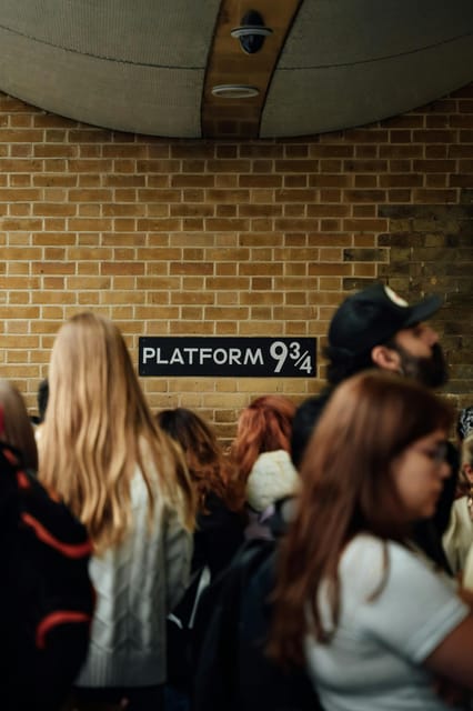 The most complete and exclusive Harry Potter tour in London - Millennium Bridge and the St Paul’s view