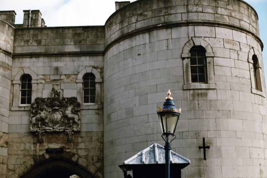 The Old City of London - Guided Walking Tour 12 guests 2,5h - The Bank of England and Modern Finance