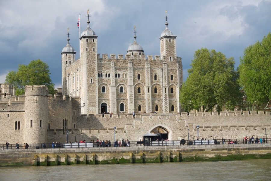 Ultimate Royal London, Thames River Boat Ride & Walking Tour - Seeing Westminster from street level