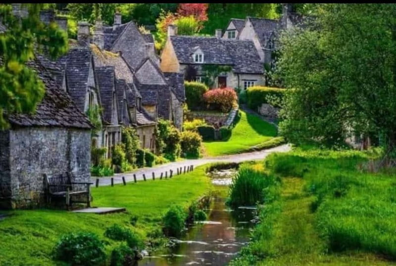 ⭐️"Unforgettable Cotswolds Villages & Windsor Day Tour ⭐️ - Key Points Before You Book