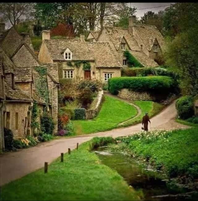 ⭐️"Unforgettable Cotswolds Villages & Windsor Day Tour ⭐️ - Bibury and the Cotswolds Countryside