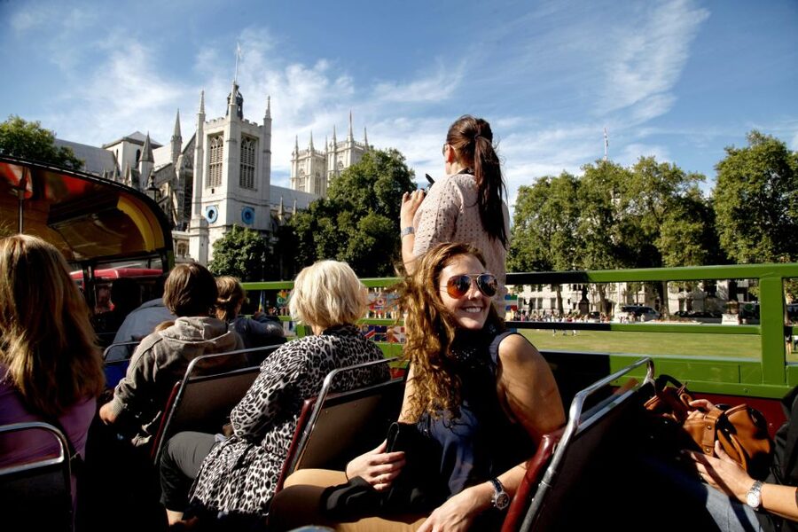 Vintage Double Decker Bus Tour & Thames River Cruise - Westminster Abbey, Big Ben, and the Thames-side view