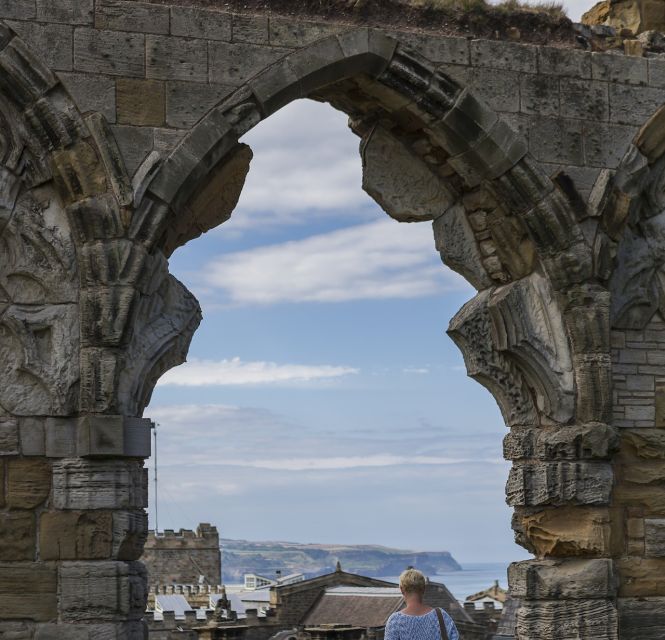 Whitby: Whitby Abbey Ticket - First views of the Gothic ruins