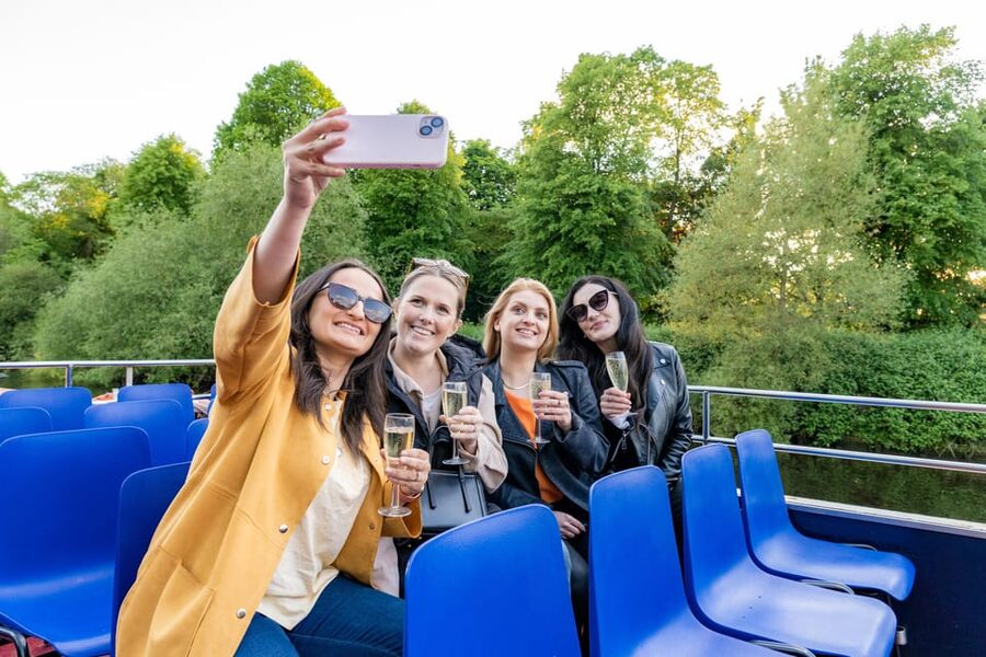 York: 60-Minute 'Happy Hour' Cruise For All Ages - The first minutes on the River Ouse