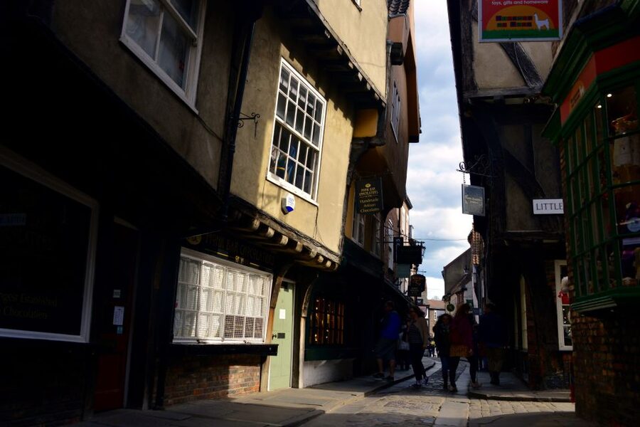 York: City Highlights Small Group Walking Tour - Key points about York City Highlights