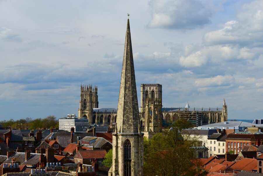 York: City Highlights Small Group Walking Tour - The point where 2,000 years meet