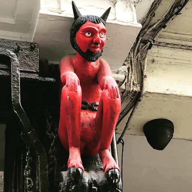 York: Forbidden Chronicles Ghosts and History Tour - Ghosts, myths, and legendary beasts