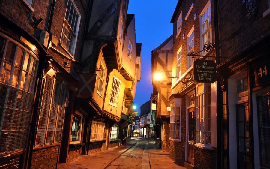York: Harry Potter Guided Walking Tour - What the two-hour format feels like
