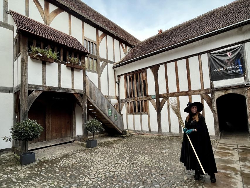 York: Witches and History Old Town Walking Tour - York Minster, Petergate, and the bigger story